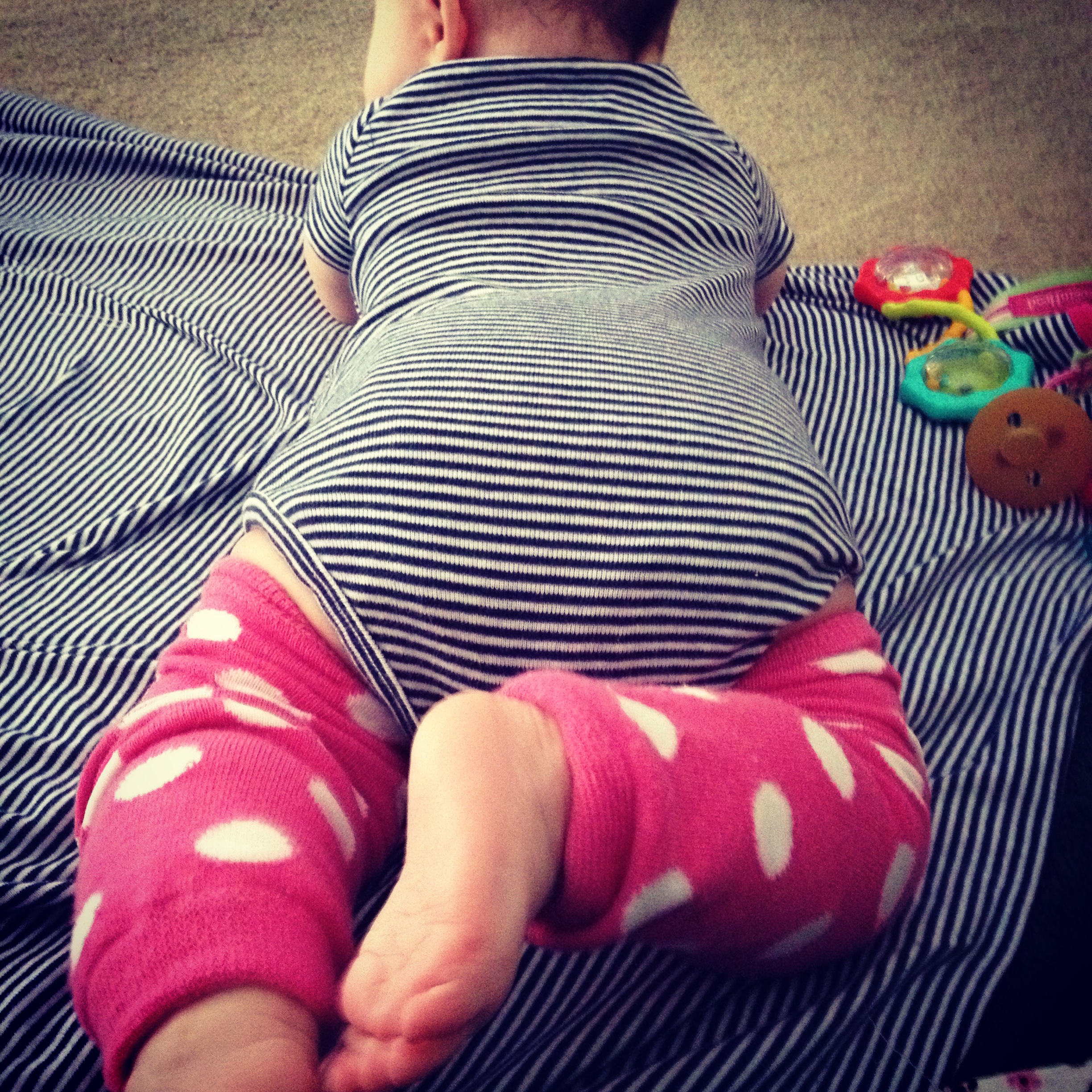 I thought I was prepared for cloth diapering, but the pros and cons of real life application surprised me. Although the positives far out way the negatives. #clothdiapers #clothdiapering #bumgenuis #prosandcons