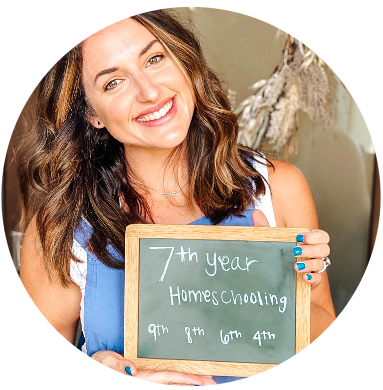 Ashlee from Grace and Grit is sharing her wisdom and encouragement on homeschooling teens during the junior high and high school years. #homeschoolhighschool #homeschoolingteens #Christianparenting #Graceandgrit #homeschoolingteenagers #parentingteens #homeschoolencouragement